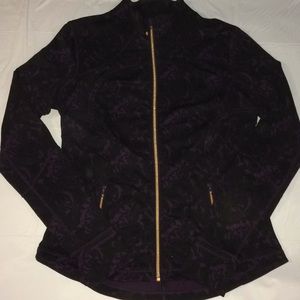 LULULEMON Forme Jacket: Baroque Deep Zinfandel